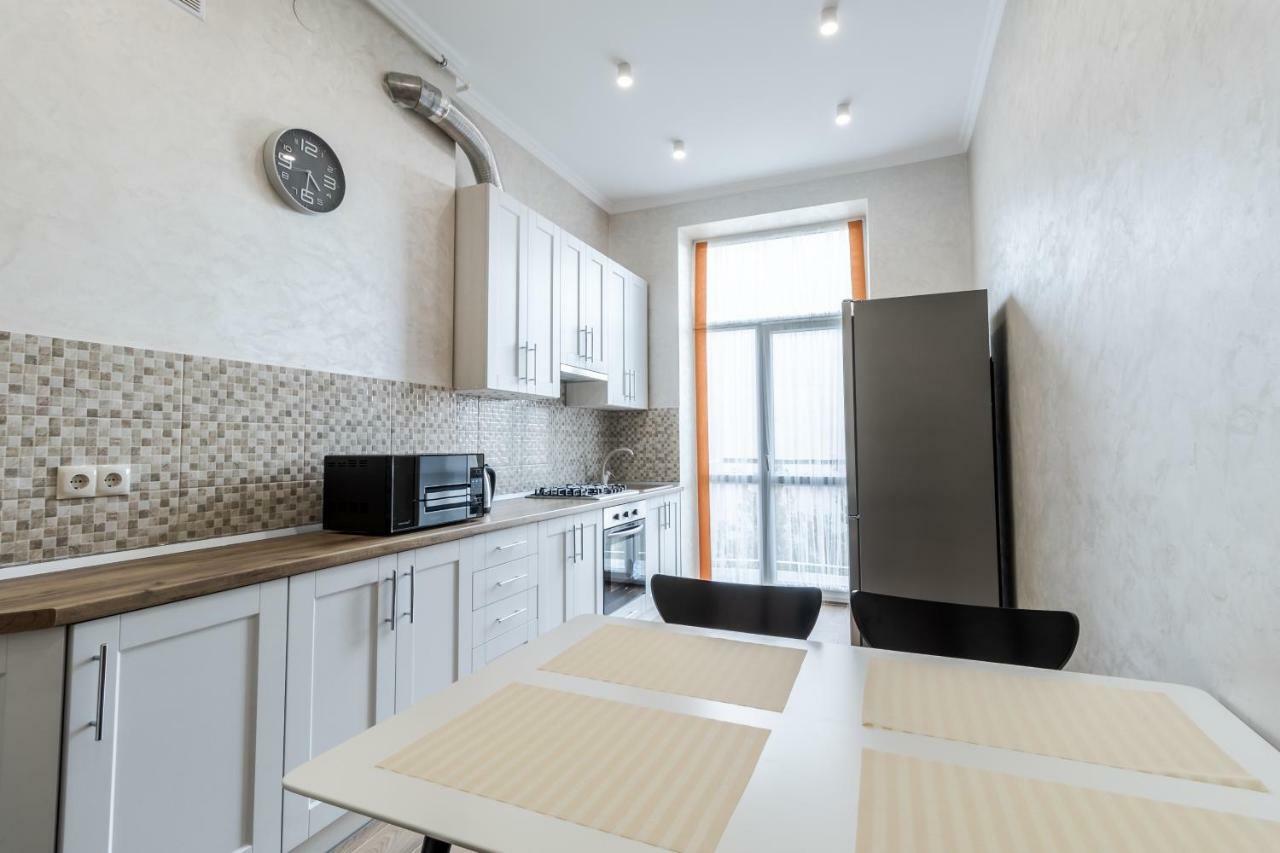 Inshiapartments On Liberty Avenue 2 Lviv Kültér fotó