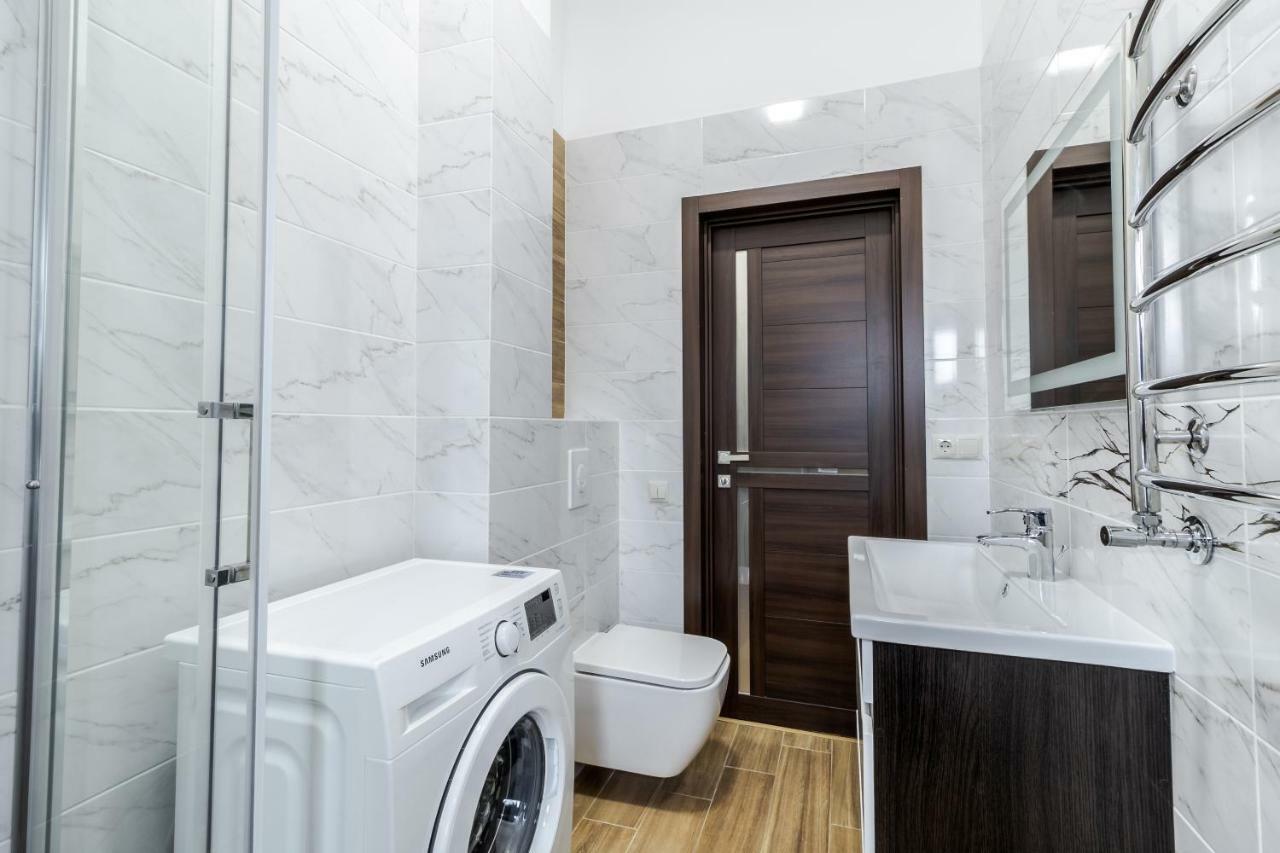 Inshiapartments On Liberty Avenue 2 Lviv Kültér fotó